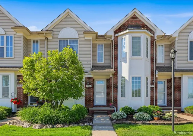 Homes for sale in New Baltimore, MI | 35024 Windsor Dr #35, New Baltimore, MI 48047 | MLS# 61003431