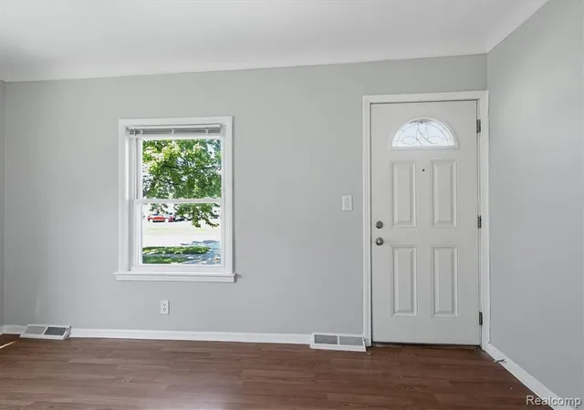 Homes for sale in Madison Heights, MI | 27320 Hampden St, Madison Heights, MI 48071 3114 | MLS# 60996081