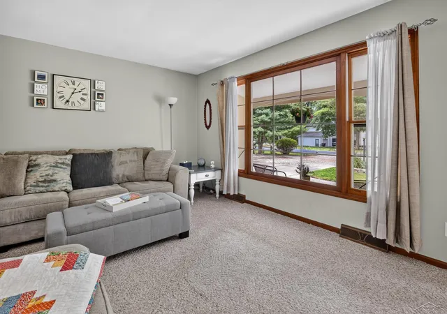 Homes for sale in Big Rapids, MI | 20440 Thornapple Ln, Big Rapids, MI 49307 | MLS# 50212810