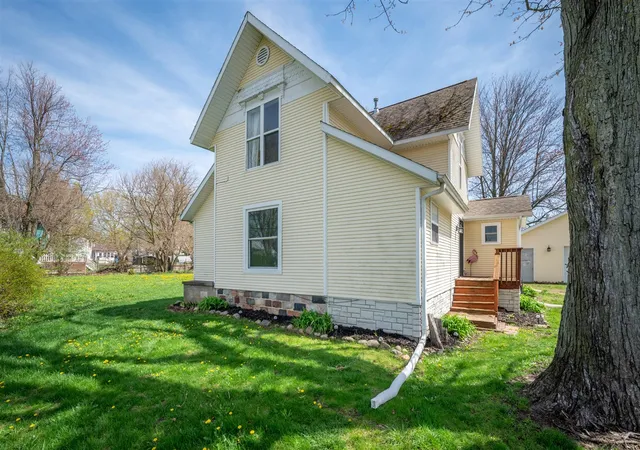 Homes for sale in Reading, MI | 107 N Union St, Reading, MI 49274 | MLS# 70526760
