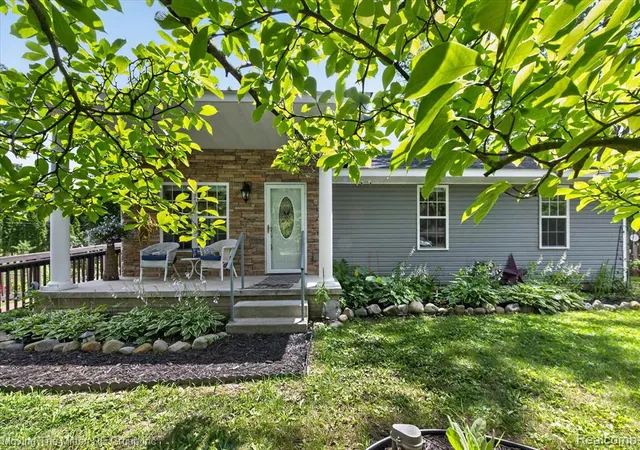 Photo 2 of Single family home for sale at 744 S Park St, Highland, MI 48356 | MLS# 61011562 | Listing updated on 2026-08-01