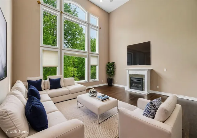 Photo 3 of Single family home for sale at 1819 Brookview Dr, Saline, MI 48176 | MLS# 70534111 | Listing updated on 2026-06-24