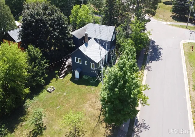 Homes for sale in Bessemer, MI | 409 S Peck St, Bessemer, MI 49911 | MLS# 50207464