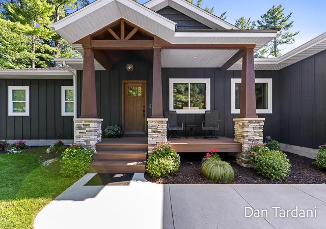 Photo 3 of Sale Pending at 7260 Oakshore Dr, Twin Lake, MI 49457 | MLS# 70555188 | Listing updated on 2026-09-18