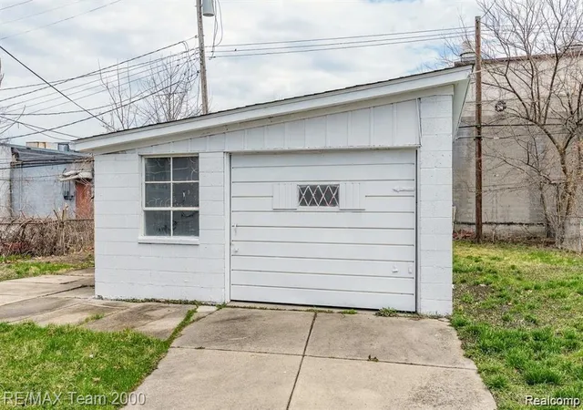 Homes for sale in Dearborn Heights, MI | 3951 Ziegler St, Dearborn Heights, MI 48125 | MLS# 61004969