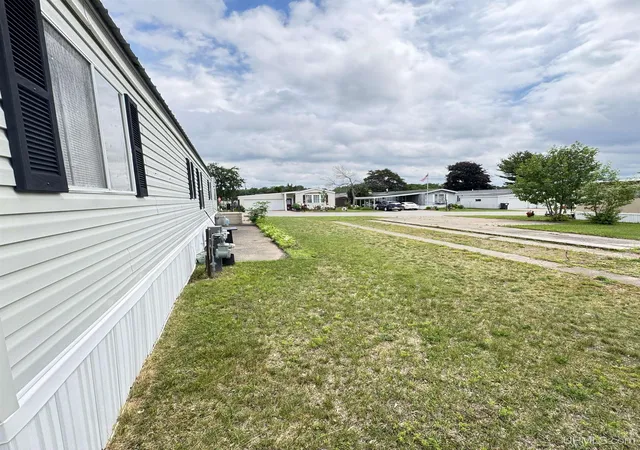 Homes for sale in Iron Mountain, MI | W8007 S Us 2/141 Hwy, Iron Mountain, MI 49801 | MLS# 50212763