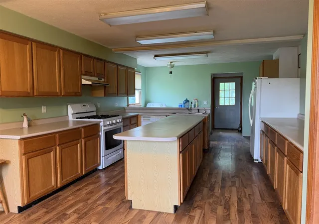 Homes for sale in Belding, MI | 4488 Miriam Rd, Belding, MI 48809 | MLS# 70543487
