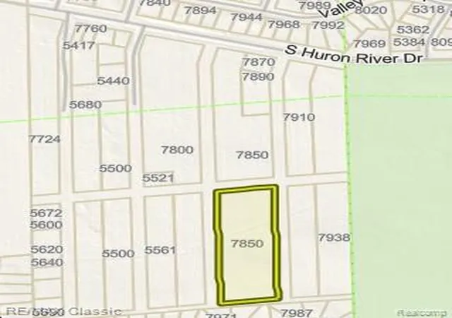 3rd image of 7850 S Huron River Dr, Ypsilanti, MI 48197 | MLS# 60932738