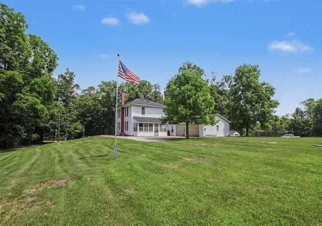 Photo 1 of Single family home for sale at 315 S Washington St, Manchester, MI 48158 | MLS# 70547271 | Listing updated on 2026-09-16