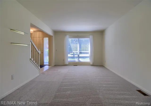 Homes for sale in Walled Lake, MI | 140 Cherry Grove Ln, Walled Lake, MI 48390 | MLS# 61000727