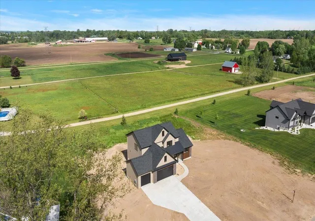 Homes for sale in Zeeland, MI | 4564 Winding Creek Ln, Zeeland, MI 49464 | MLS# 70533864