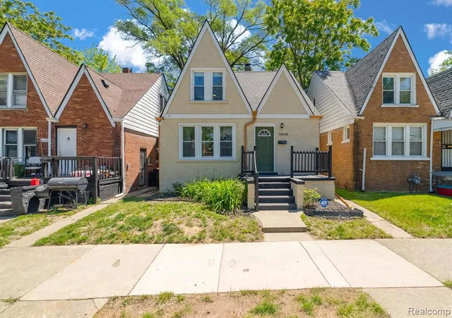1st image of 16646 Turner St, Detroit, MI 48221 4916 | MLS# 60999424