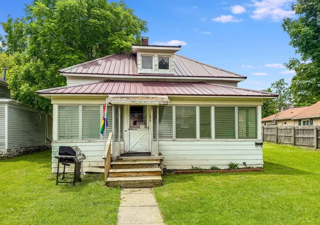 Homes for sale in Saint Louis, MI | 319 W Saginaw St, Saint Louis, MI 48880 | MLS# 80070598