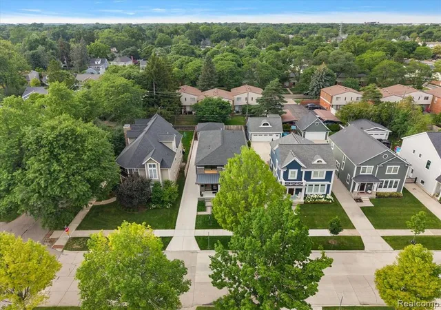 Homes for sale in Birmingham, MI | 1821 Hazel St, Birmingham, MI 48009 | MLS# 61008824