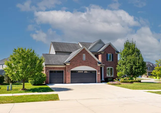 2nd image of 17646 Kite Dr, Macomb, MI 48042 | MLS# 50200058