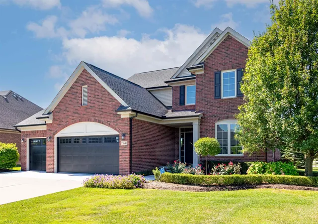 5th image of 17646 Kite Dr, Macomb, MI 48042 | MLS# 50200058