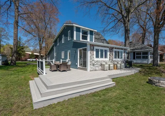 2nd image of 10877 Gun Lake Rd, Middleville, MI 49333 | MLS# 70529590