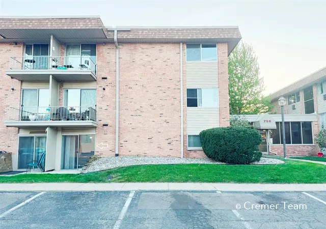Homes for sale in Kalamazoo, MI | 756 W Kilgore Rd, Kalamazoo, MI 49008