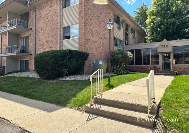 Homes for sale in Kalamazoo, MI | 756 W Kilgore Rd, Kalamazoo, MI 49008