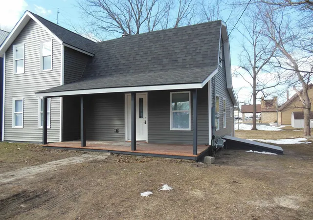 2nd image of 265 E Oak St, Harrison, MI 48625 | MLS# 50202455