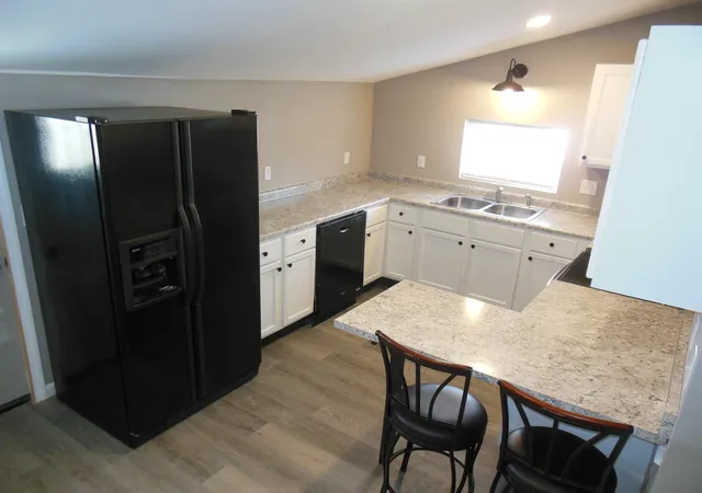 4th image of 265 E Oak St, Harrison, MI 48625 | MLS# 50202455