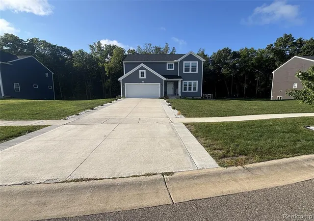 Photo 2 of Single family home for sale at 5149 Mclin Dr, Kalamazoo, MI 49009 3025 | MLS# 61025772 | Listing updated on 2026-09-11