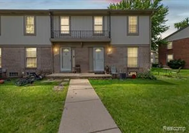 Homes for sale in Sterling Heights, MI | 35479 Turner Dr #231, Sterling Heights, MI 48312 | MLS# 61009577