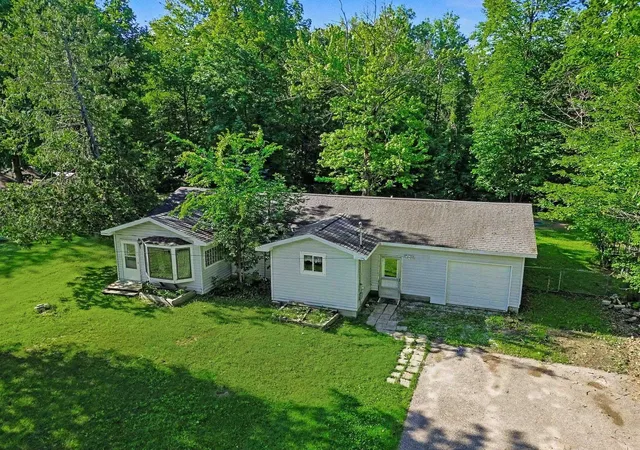 Homes for sale in Hale, MI | 7579 Hillsdale Dr, Hale, MI 48739 | MLS# 80070393