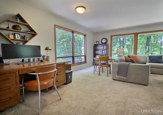 3rd image of 1116 Seventh Ave, Houghton, MI 49931 | MLS# 50210725