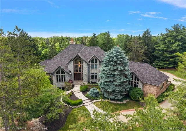 2nd image of 6263 Canter Creek Trl, Grand Blanc, MI 48439 | MLS# 61005843