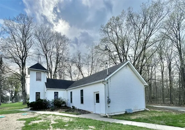 Photo 4 of Single family home for sale at 8768 Jerome Rd, Jerome, MI 49249 | MLS# 70529750 | Listing updated on 2026-06-15