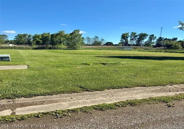 2nd image of 39 Deer Park, Capac, MI 48014 | MLS# 60968171