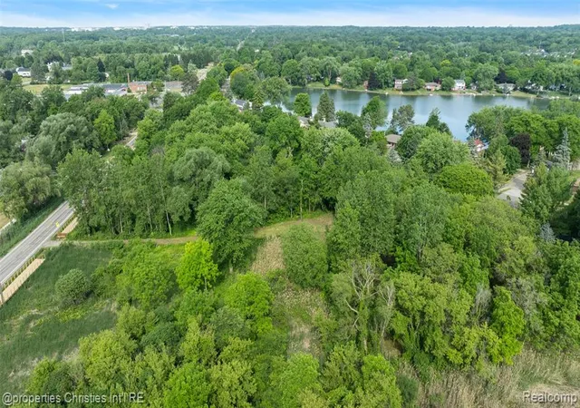 3rd image of 0000 E Square Lake Rd, Troy, MI 48085 | MLS# 61001806