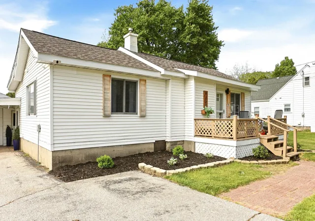 Homes for sale in Bridgeport, MI | 4364 Baker Rd, Bridgeport, MI 48722 | MLS# 50209347