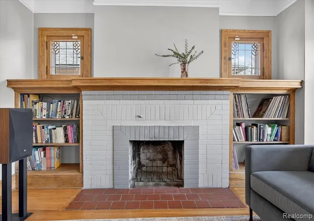 4th image of 925 Nottingham Rd, Grosse Pointe Park, MI 48230 | MLS# 60987659
