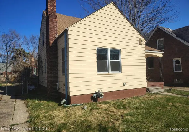 3rd image of 20200 Greeley St, Highland Park, MI 48203 | MLS# 60959012