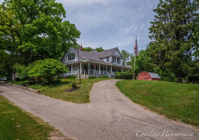 Photo 3 of Single family home for sale at 9111 Summit Ave, Rockford, MI 49341 | MLS# 70537964 | Listing updated on 2026-09-16