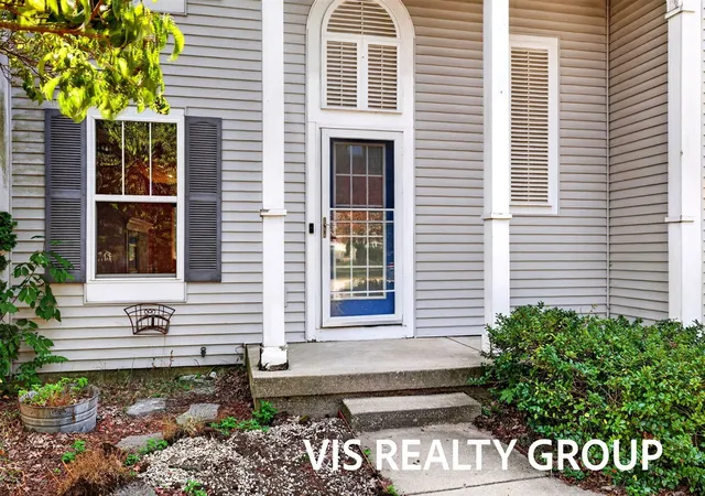 Photo 4 of Sale Pending at 7294 Water View Ln, Allendale, MI 49401 | MLS# 70550561 | Listing updated on 2026-09-14