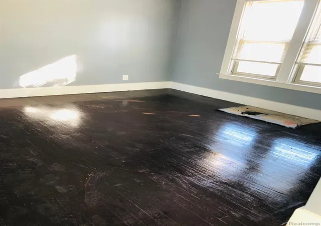 Photo 3 of Multi family home for sale at 2084 Markese Ave, Lincoln Park, MI 48146 2500 | MLS# 61012182 | Listing updated on 2026-08-25