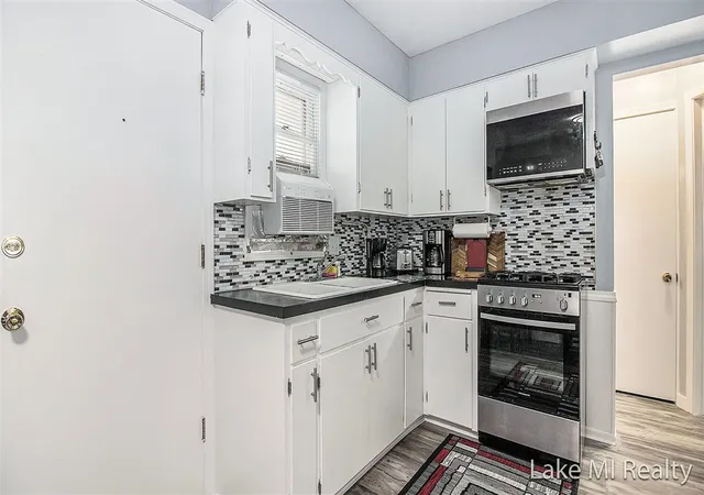 Photo 3 of Condo for sale at 2130 Banner Dr #21, Wyoming, MI 49509 | MLS# 70543942 | Listing updated on 2026-08-14