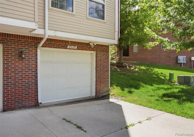 Homes for sale in Shelby Township, MI | 45650 Kennedy Ave, Shelby Township, MI 48315 | MLS# 61005140