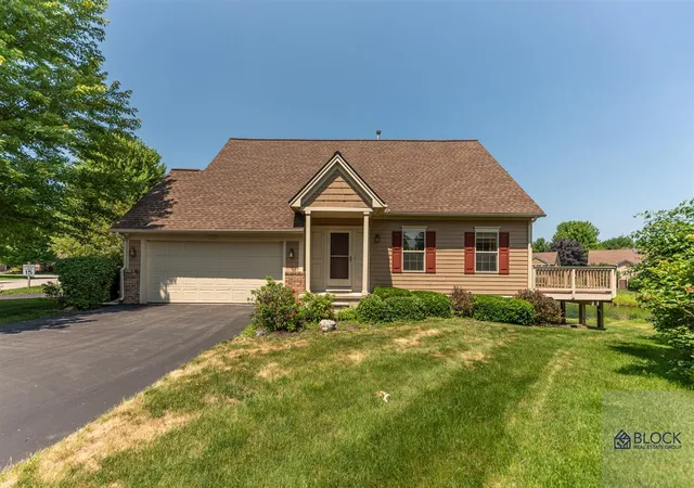 Homes for sale in Ann Arbor, MI | 4164 Boulder Pond Dr, Ann Arbor, MI 48108 | MLS# 70544194