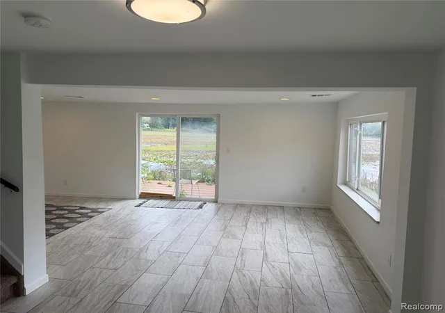 Photo 5 of Single family home for sale at 3545 Union Lake Rd, Commerce Township, MI 48382 | MLS# 61025914 | Listing updated on 2026-09-01