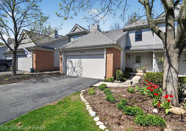 Homes for sale in Clarkston, MI | 6626 Ridgeview Dr, Clarkston, MI 48346 | MLS# 60987236