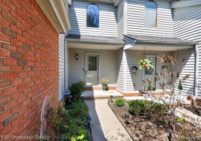 Homes for sale in Clarkston, MI | 6626 Ridgeview Dr, Clarkston, MI 48346 | MLS# 60987236