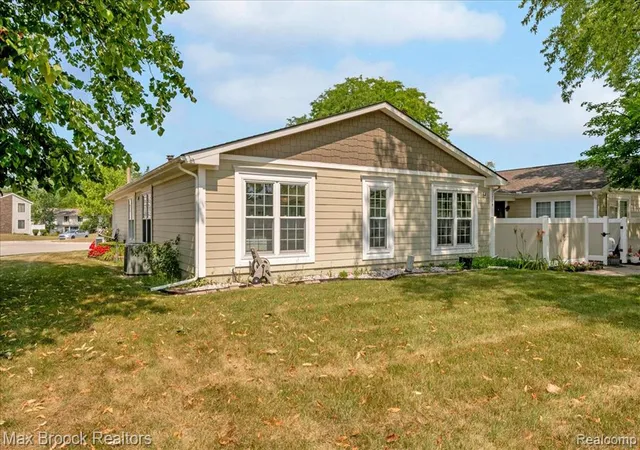 Photo 2 of Condo for sale at 22704 Cortes St, Novi, MI 48375 | MLS# 61020989 | Listing updated on 2026-08-18