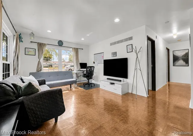 Photo 4 of Condo for sale at 22704 Cortes St, Novi, MI 48375 | MLS# 61020989 | Listing updated on 2026-08-18