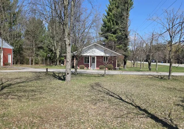 Homes for sale in Free Soil, MI | 9945 Us 31, Free Soil, MI 49411 | MLS# 70523741