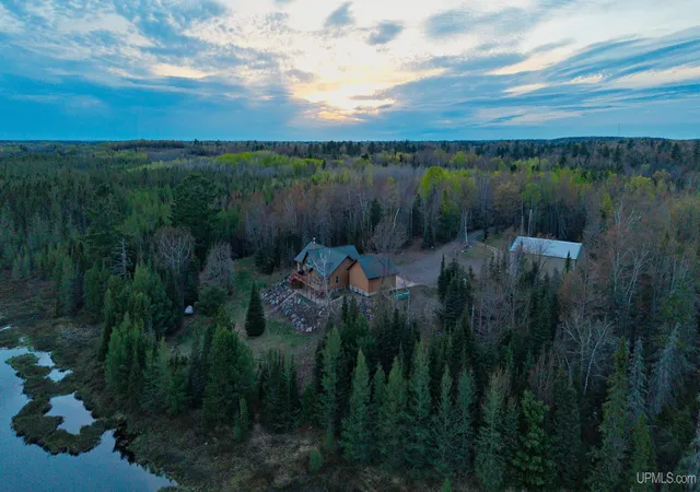 Photo 3 of House for sale at 1325 County Rd Fi, Champion, MI 49814 | MLS# 50203140 | Listing updated on 2026-07-13