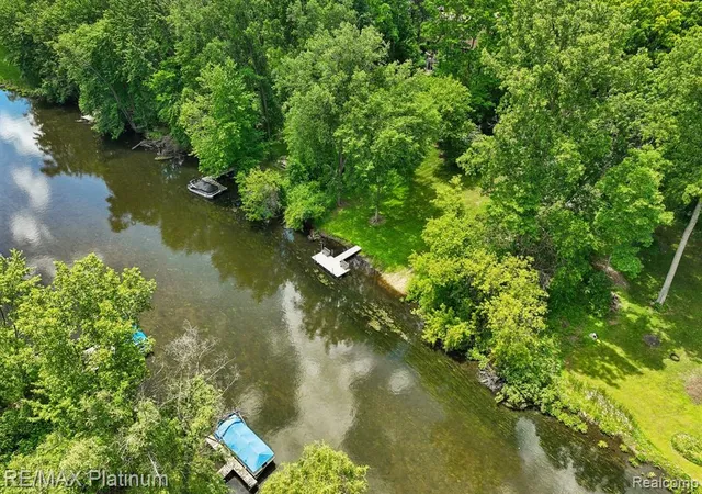 Homes for sale in Whitmore Lake, MI | 6100 Oak Valley Dr, Whitmore Lake, MI 48189 | MLS# 61004841